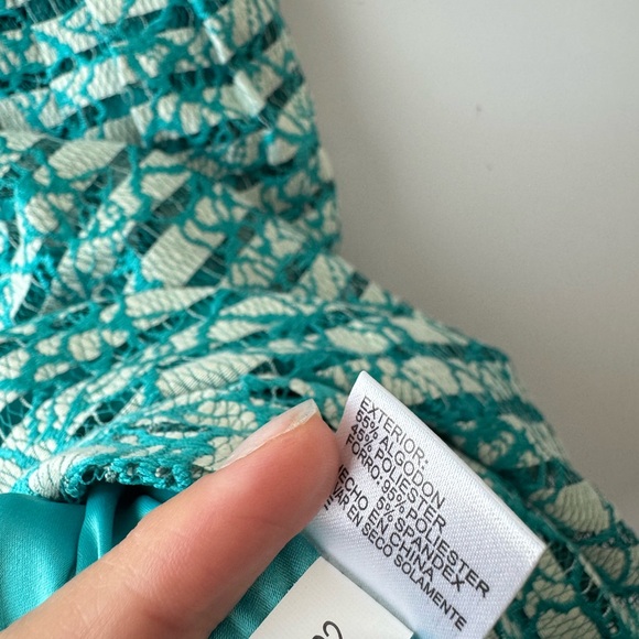 Antonio Melani Lace Dress V-Neck Sleeveless Party Cocktail Dress Size‎ 0 - Picture 6 of 7